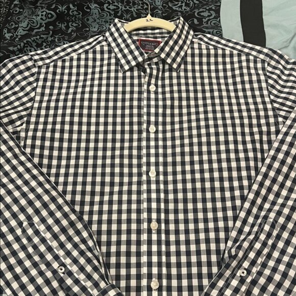 UNTUCKit Men's Gingham Shirt - Navy and White, stylish, nice, size medium - Picture 3 of 8